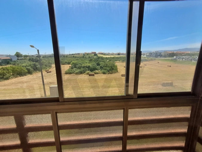 Apartamento T2 para Venda em Porto Salvo Foto 13