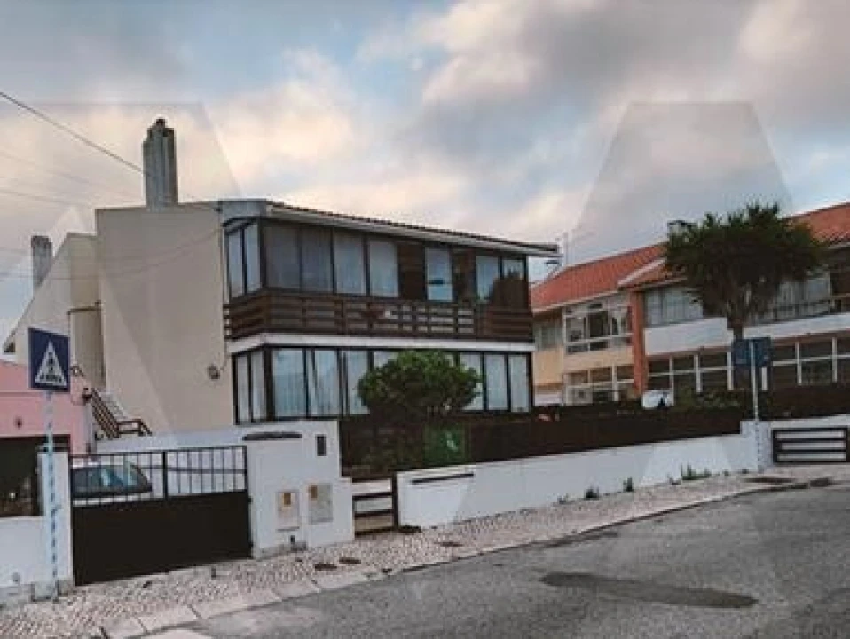 Apartamento T2 para Venda em Porto Salvo Foto 1