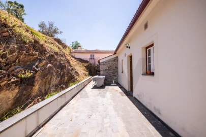 Moradia T3 para Venda em Alvares