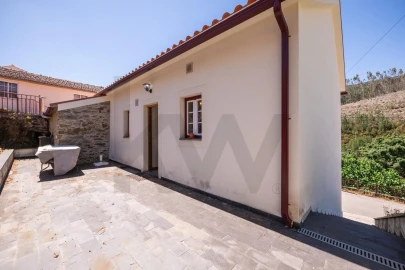 Moradia T3 para Venda em Alvares