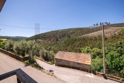 Moradia T3 para Venda em Alvares