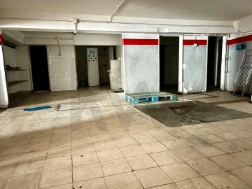 Loja para Arrendamento em Arroios