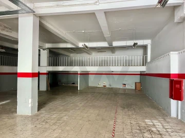Loja para Arrendamento em Arroios