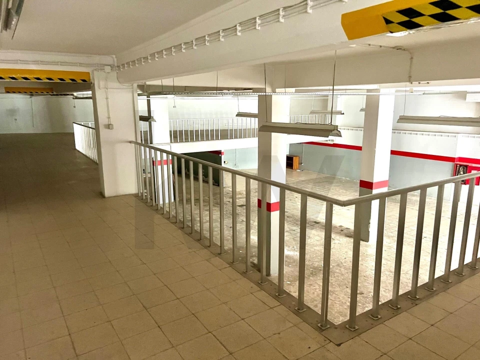 Loja para Arrendamento em Arroios Foto 10