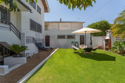 Moradia T4 para Venda em Oeiras e São Julião da Barra, Paço de Arcos e Caxias