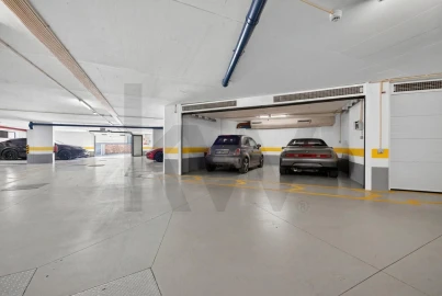 Apartamento T3 para Venda em Algés, Linda-A-Velha e Cruz Quebrada-Dafundo