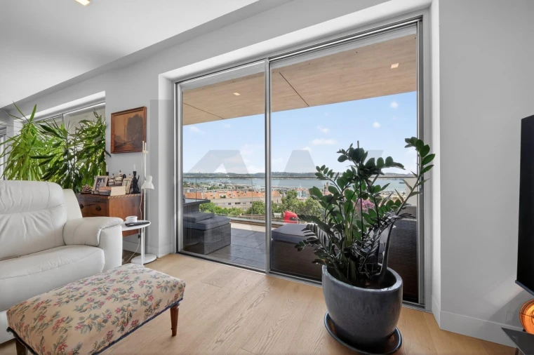 Apartamento T3 para Venda em Algés, Linda-A-Velha e Cruz Quebrada-Dafundo Foto 3