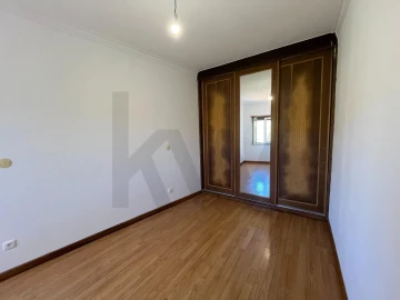Moradia T4 para Venda em Turcifal