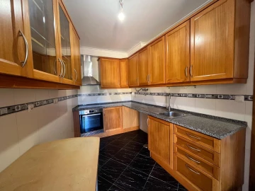 Moradia T4 para Venda em Turcifal