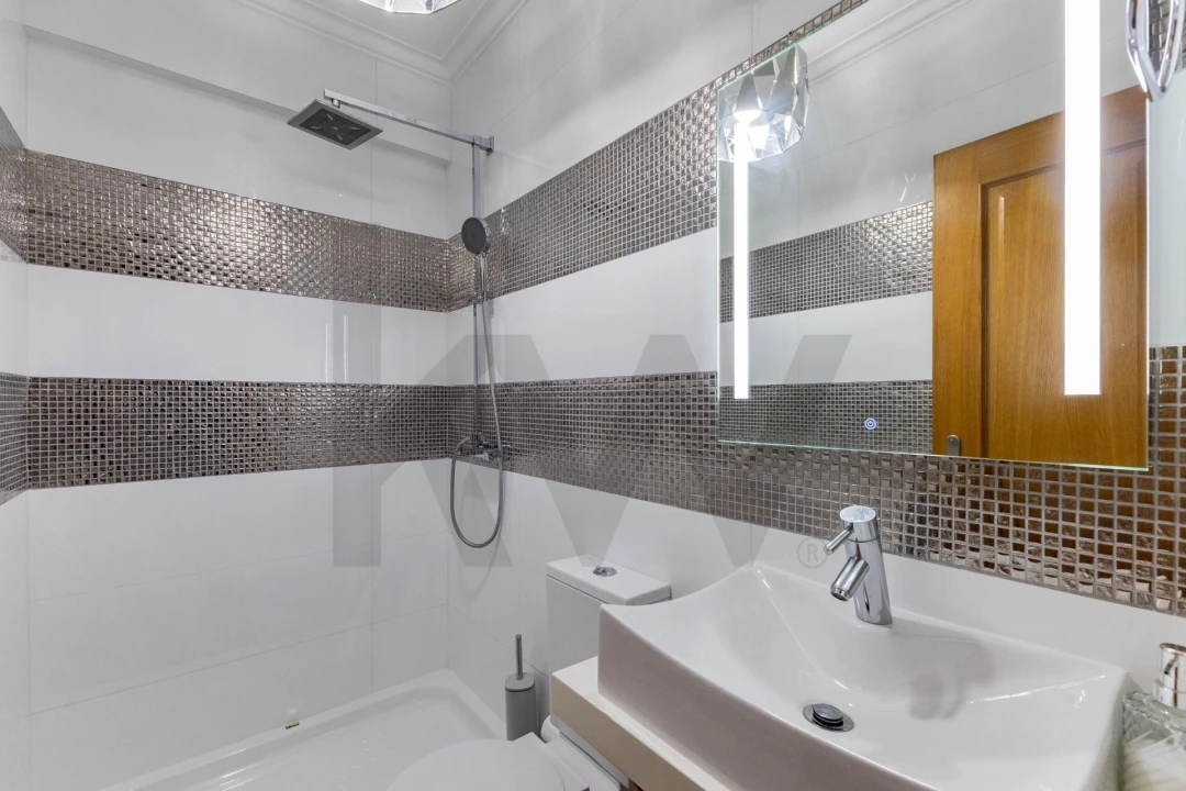 Apartamento T4 para Venda em Mafamude e Vilar do Paraíso Foto 21