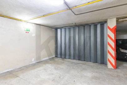 Apartamento T4 para Venda em Mafamude e Vilar do Paraíso