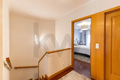Apartamento T4 para Venda em Mafamude e Vilar do Paraíso