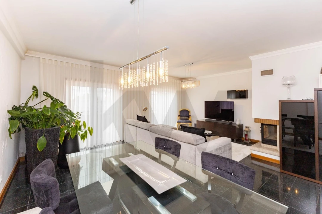 Apartamento T4 para Venda em Mafamude e Vilar do Paraíso Foto 7