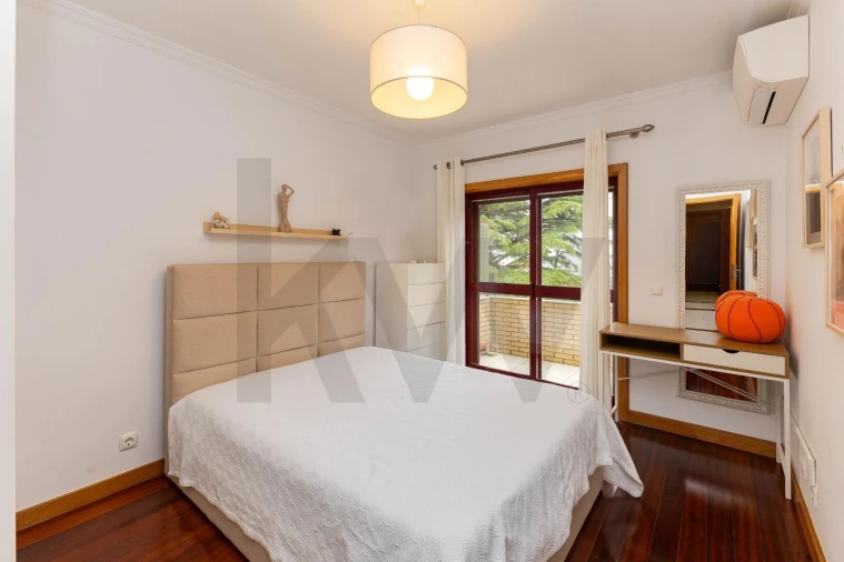 Apartamento T4 para Venda em Mafamude e Vilar do Paraíso Foto 28