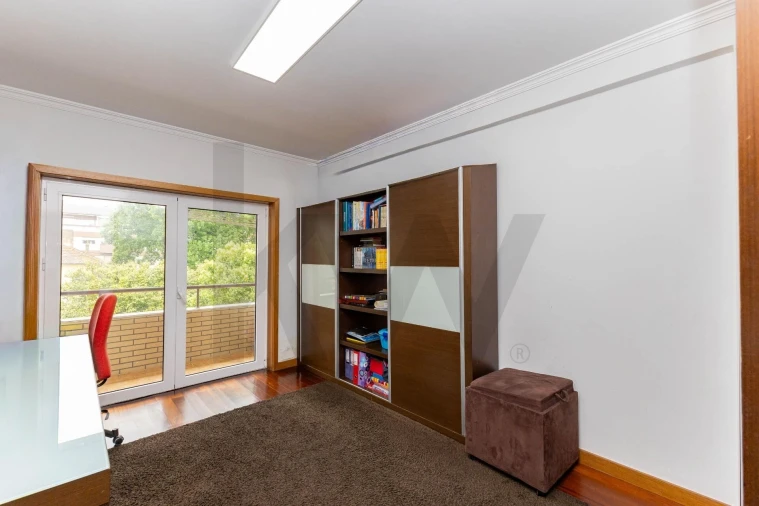 Apartamento T4 para Venda em Mafamude e Vilar do Paraíso Foto 18