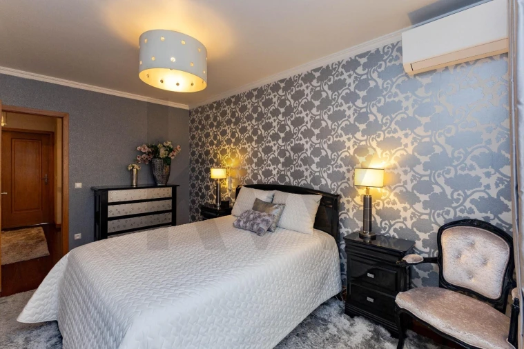 Apartamento T4 para Venda em Mafamude e Vilar do Paraíso Foto 33