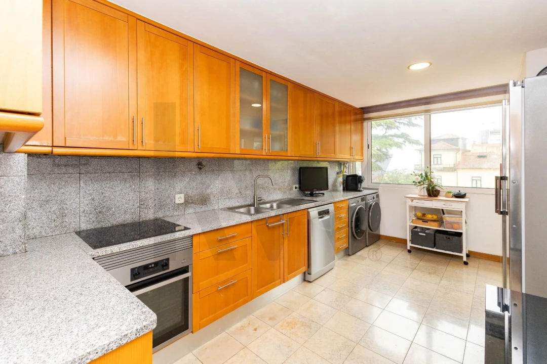 Apartamento T4 para Venda em Mafamude e Vilar do Paraíso Foto 14