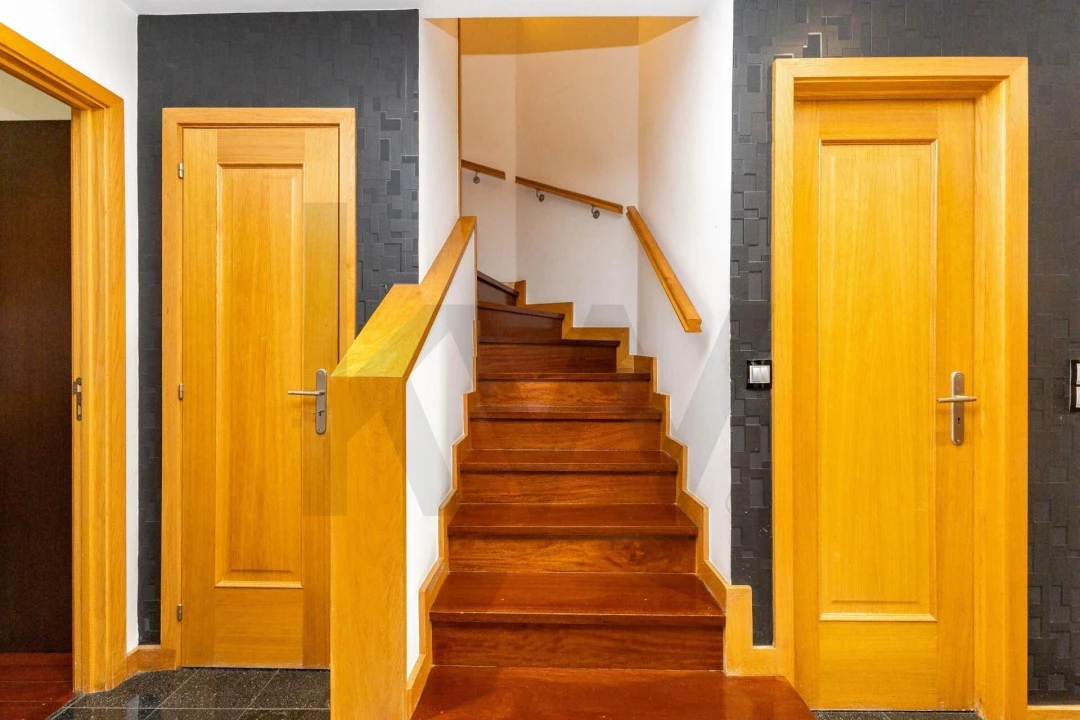 Apartamento T4 para Venda em Mafamude e Vilar do Paraíso Foto 22