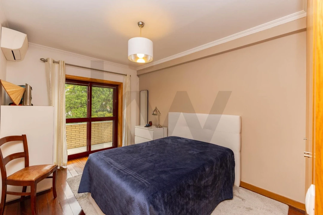 Apartamento T4 para Venda em Mafamude e Vilar do Paraíso Foto 25