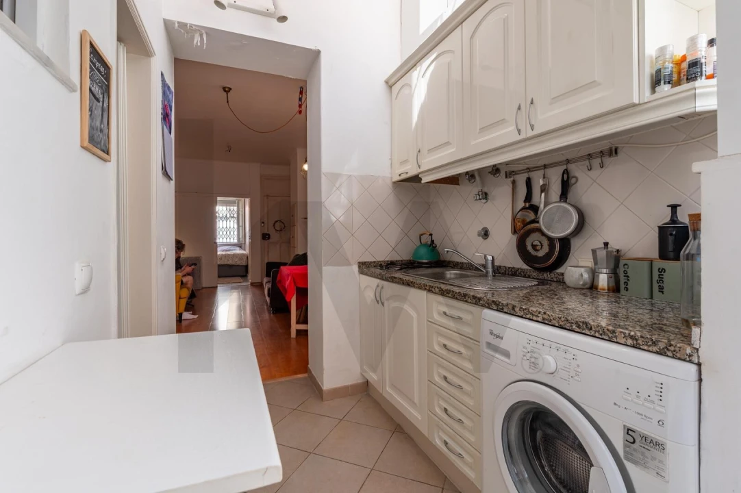 Apartamento T1 para Arrendamento em Beato Foto 7