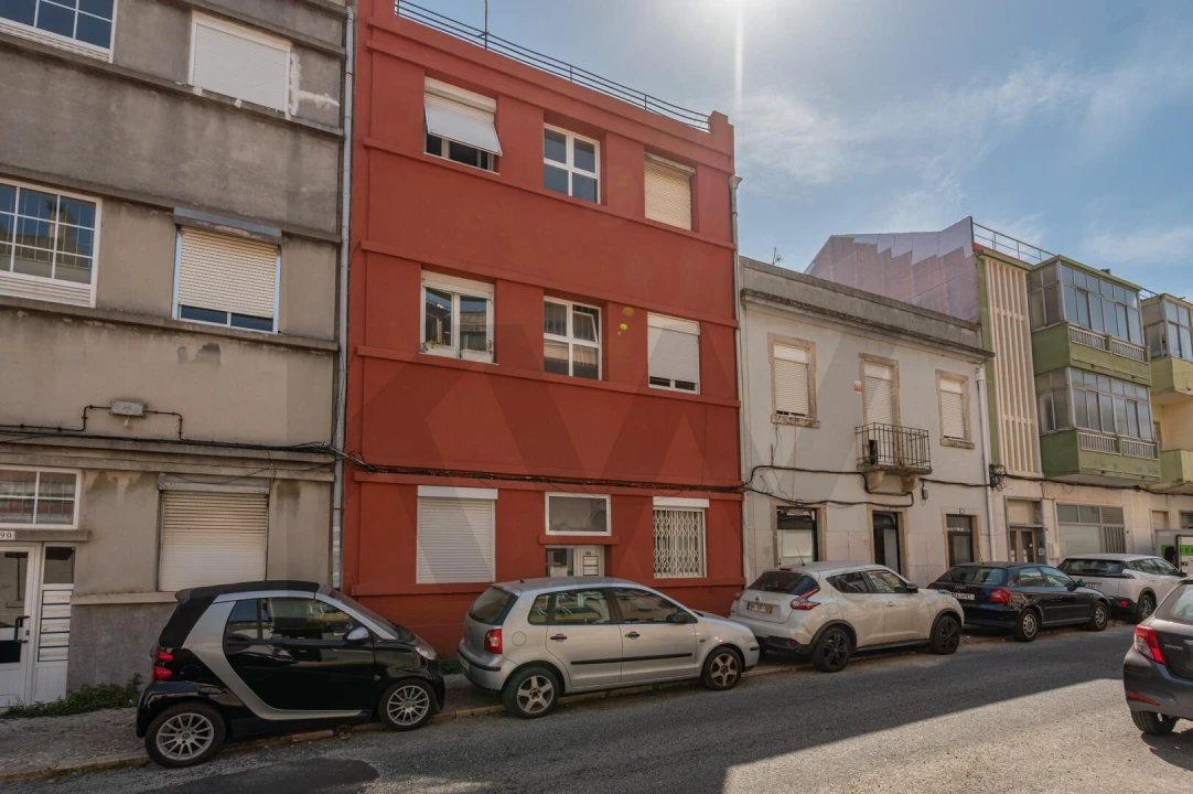 Apartamento T1 para Arrendamento em Beato Foto 14