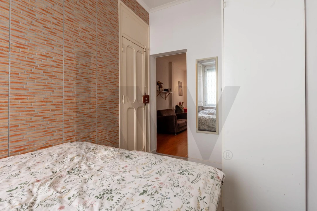 Apartamento T1 para Arrendamento em Beato Foto 5
