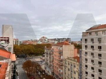 Escritório para Arrendamento em Avenidas Novas