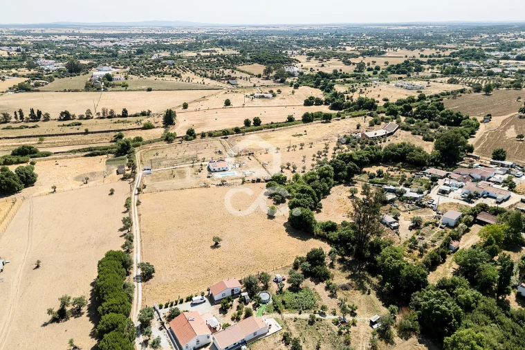 Quinta T3 para Venda em Bacelo e Senhora da Saúde Foto 73