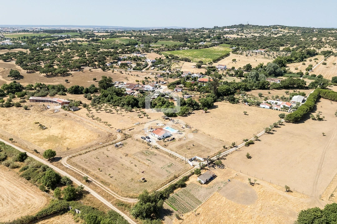 Quinta T3 para Venda em Bacelo e Senhora da Saúde Foto 78