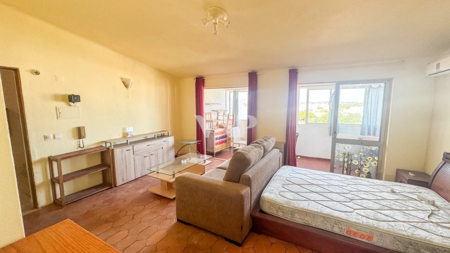 Apartamento T2 para Venda em Quarteira Foto 4