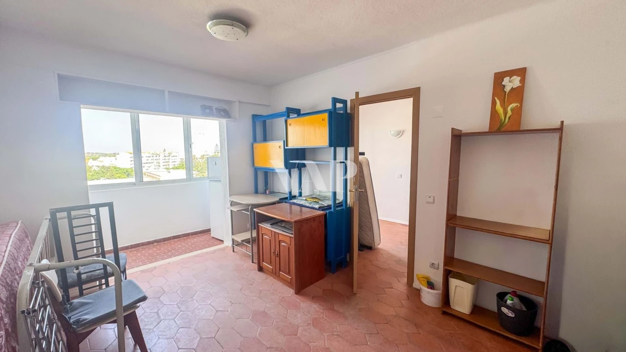 Apartamento T2 para Venda em Quarteira Foto 14