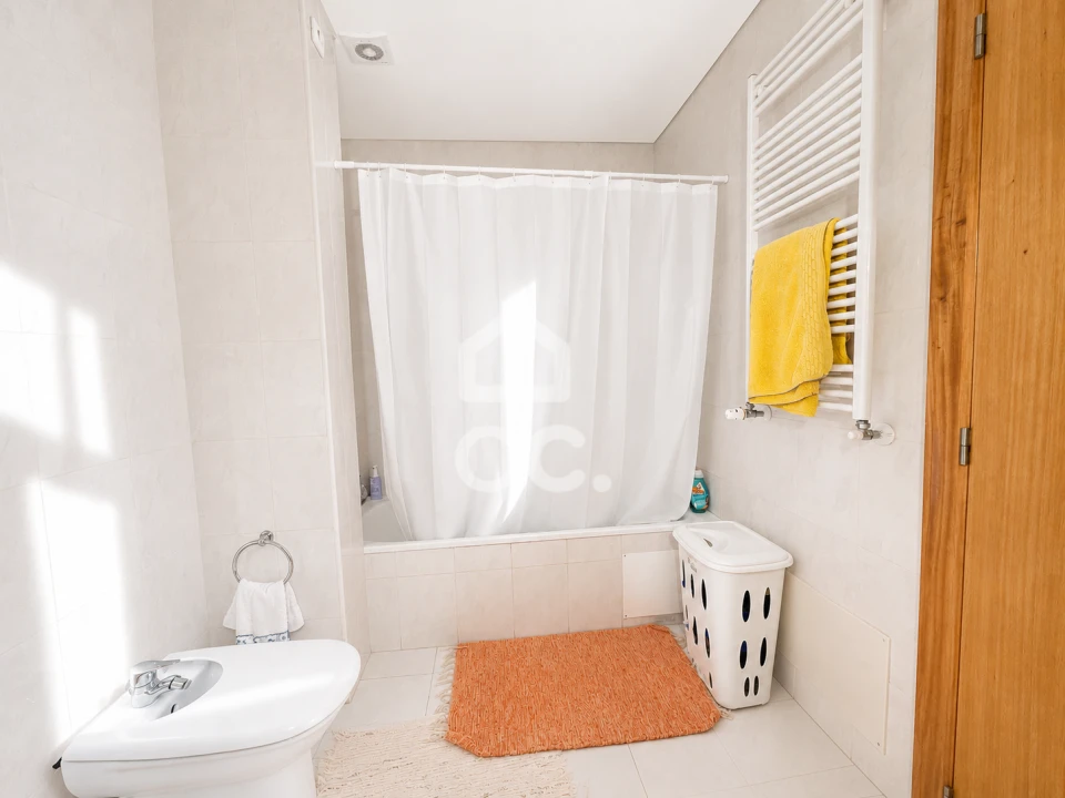 Apartamento T2 para Venda em Vila Nova de Famalicão e Calendário Foto 13