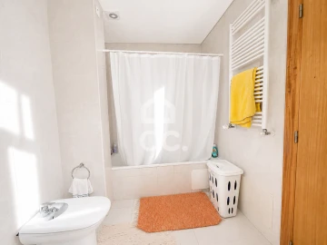 Apartamento T2 para Venda em Vila Nova de Famalicão e Calendário