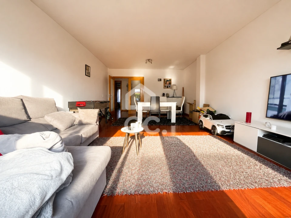 Apartamento T2 para Venda em Vila Nova de Famalicão e Calendário Foto 9