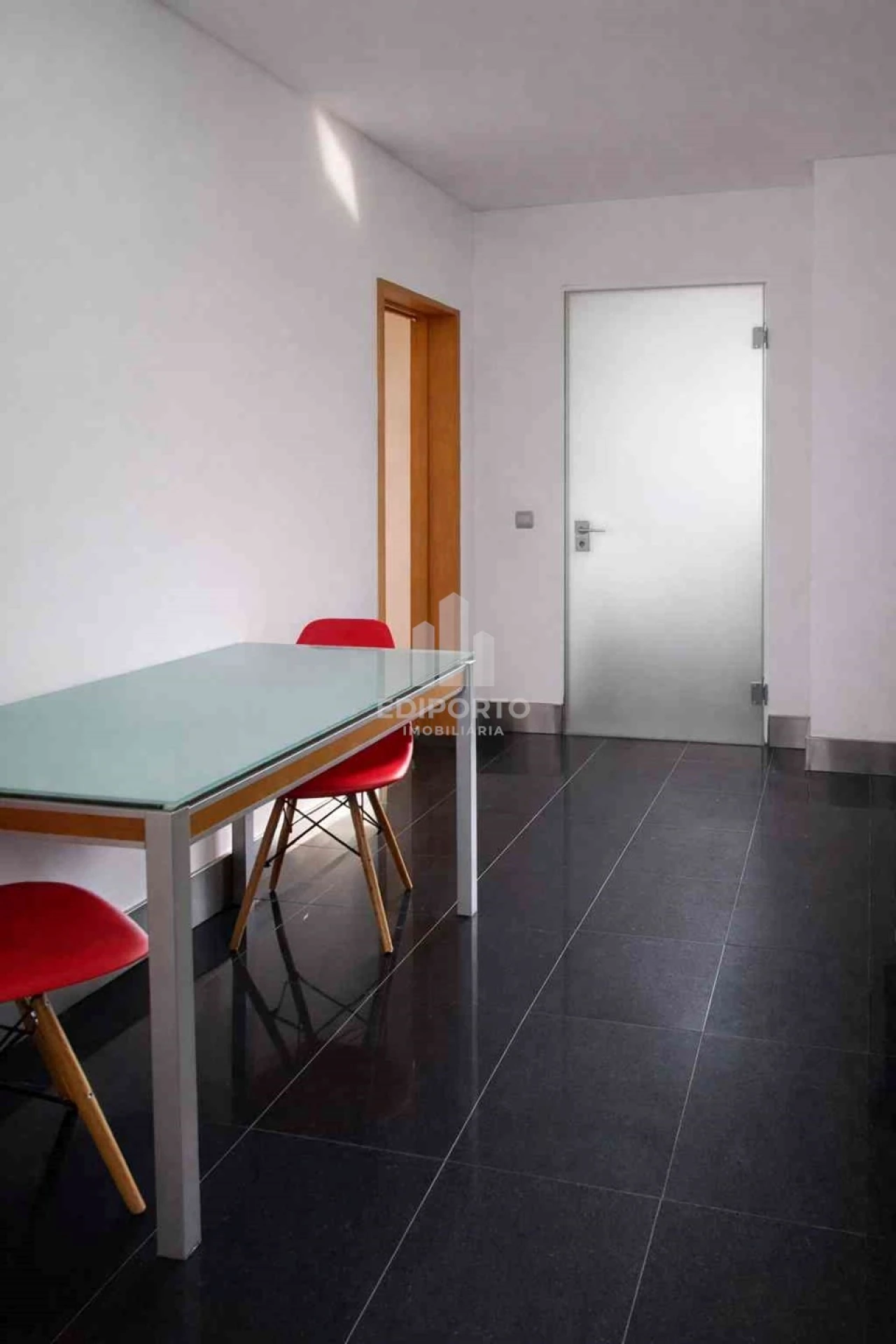 Apartamento T3 para Venda em Cidade da Maia Foto 9