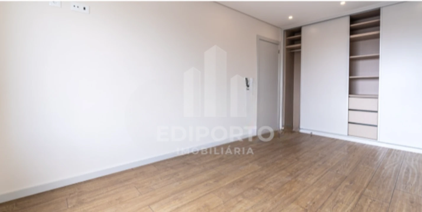 Apartamento T3 para Venda em Cedofeita, Santo Ildefonso, Sé, Miragaia, São Nicolau e Vitória Foto 16