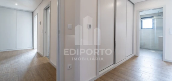 Apartamento T3 para Venda em Cedofeita, Santo Ildefonso, Sé, Miragaia, São Nicolau e Vitória