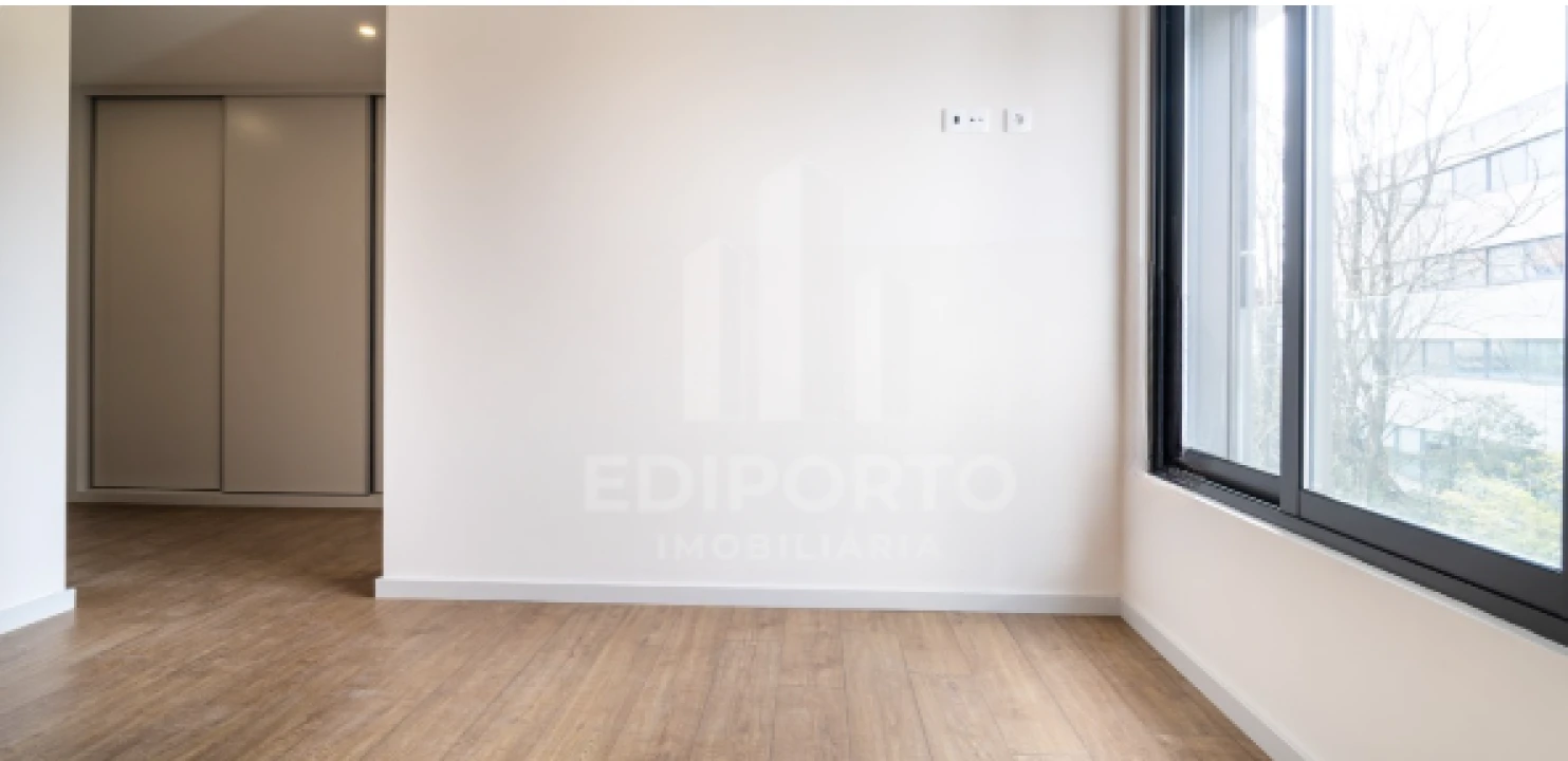 Apartamento T3 para Venda em Cedofeita, Santo Ildefonso, Sé, Miragaia, São Nicolau e Vitória Foto 20