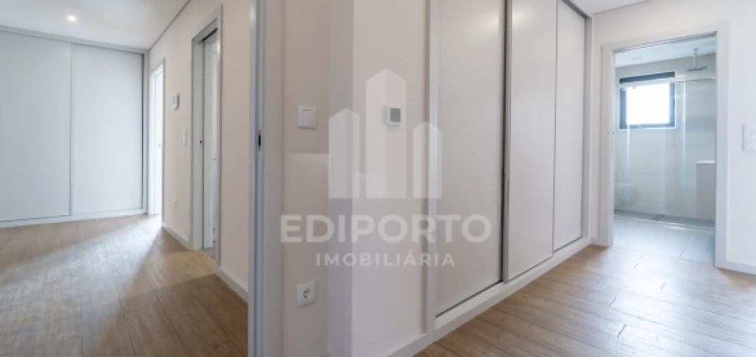 Apartamento T3 para Venda em Cedofeita, Santo Ildefonso, Sé, Miragaia, São Nicolau e Vitória Foto 22