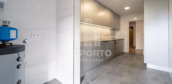Apartamento T3 para Venda em Cedofeita, Santo Ildefonso, Sé, Miragaia, São Nicolau e Vitória