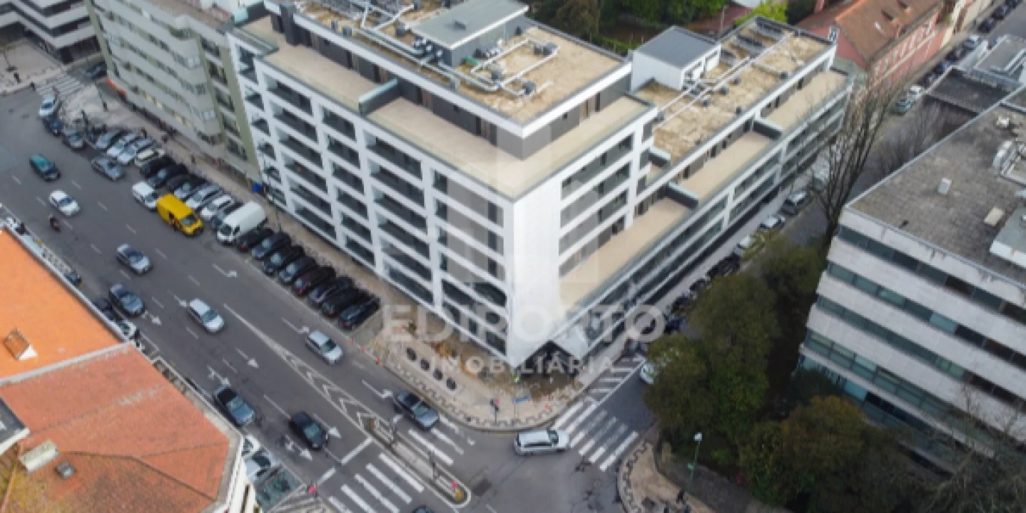 Apartamento T3 para Venda em Cedofeita, Santo Ildefonso, Sé, Miragaia, São Nicolau e Vitória Foto 26