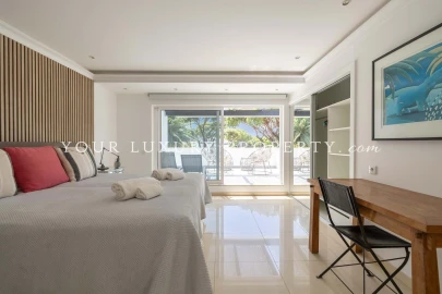 Moradia T4 para Venda em Loule (São Clemente)