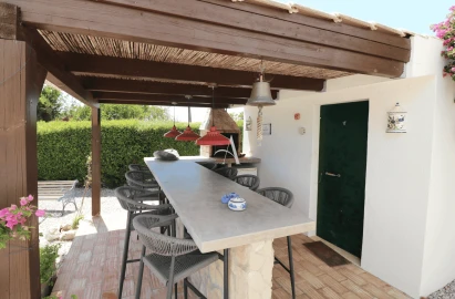 Moradia T4 para Venda em Santa Barbara de Nexe