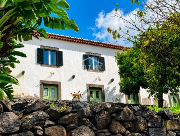 Moradia T3 para Venda em Calheta