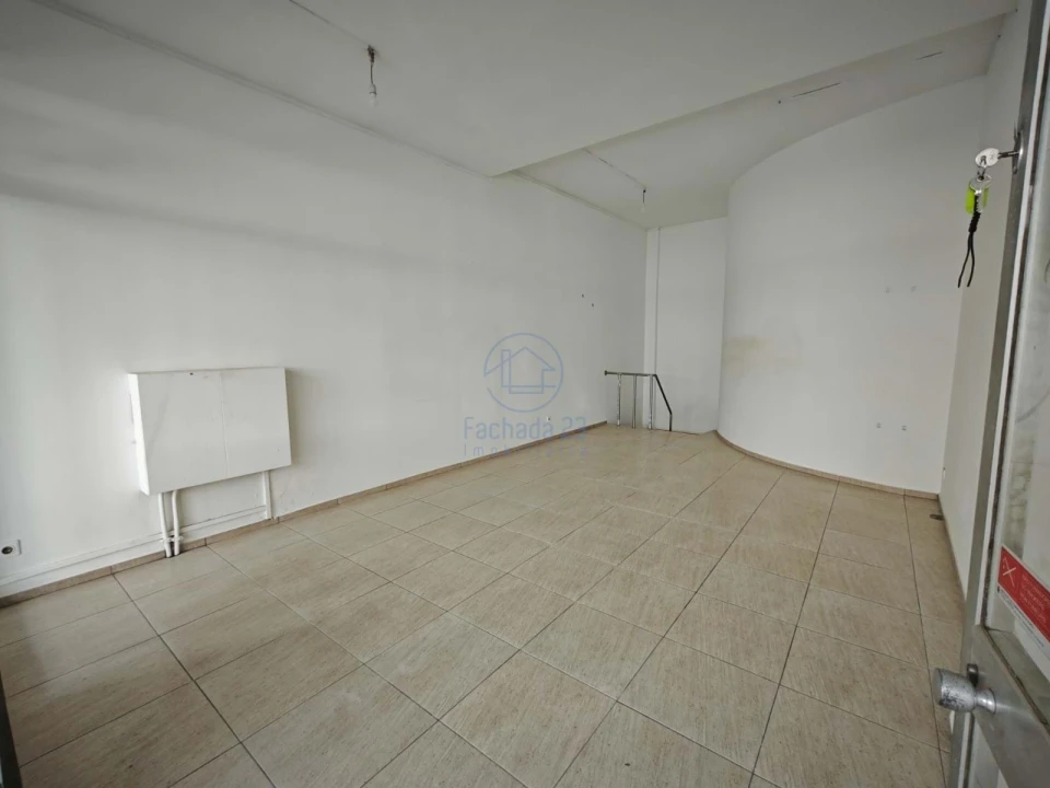 Negócio para Arrendamento em Cedofeita, Santo Ildefonso, Sé, Miragaia, São Nicolau e Vitória Foto 7