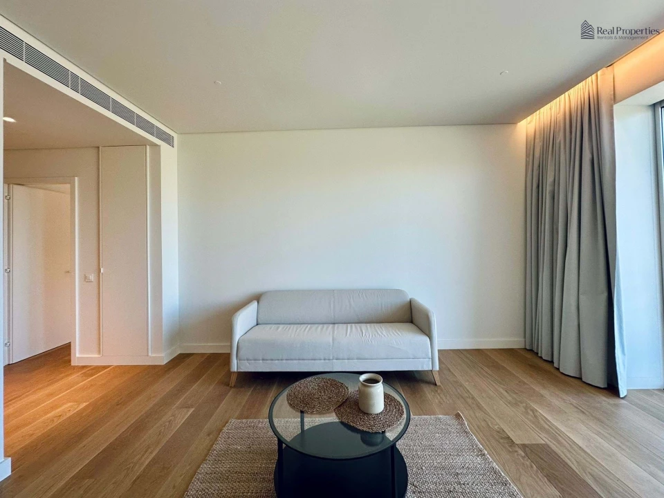 Apartamento T1 para Venda em Quarteira Foto 4