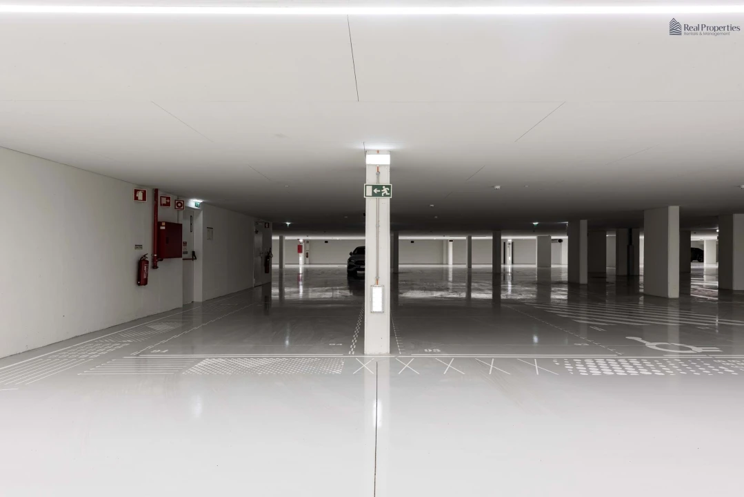 Apartamento T1 para Venda em Quarteira Foto 10