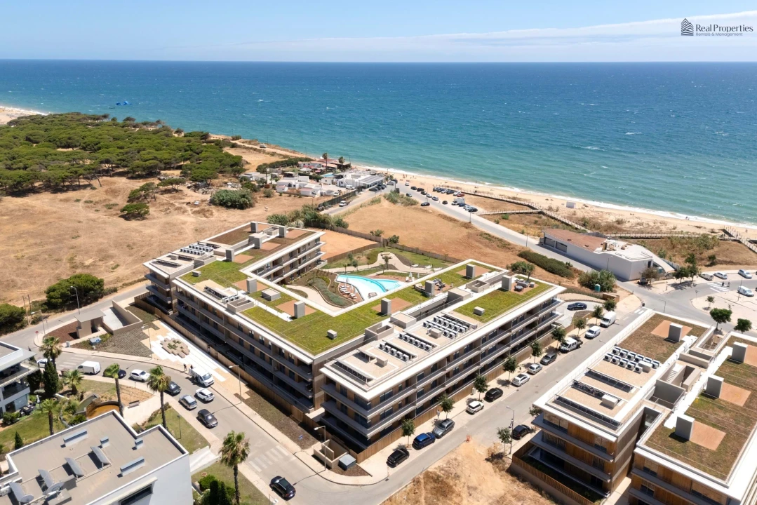Apartamento T1 para Venda em Quarteira Foto 31