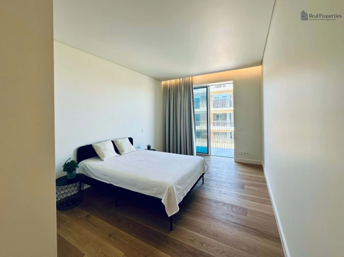 Apartamento T1 para Venda em Quarteira Foto 9