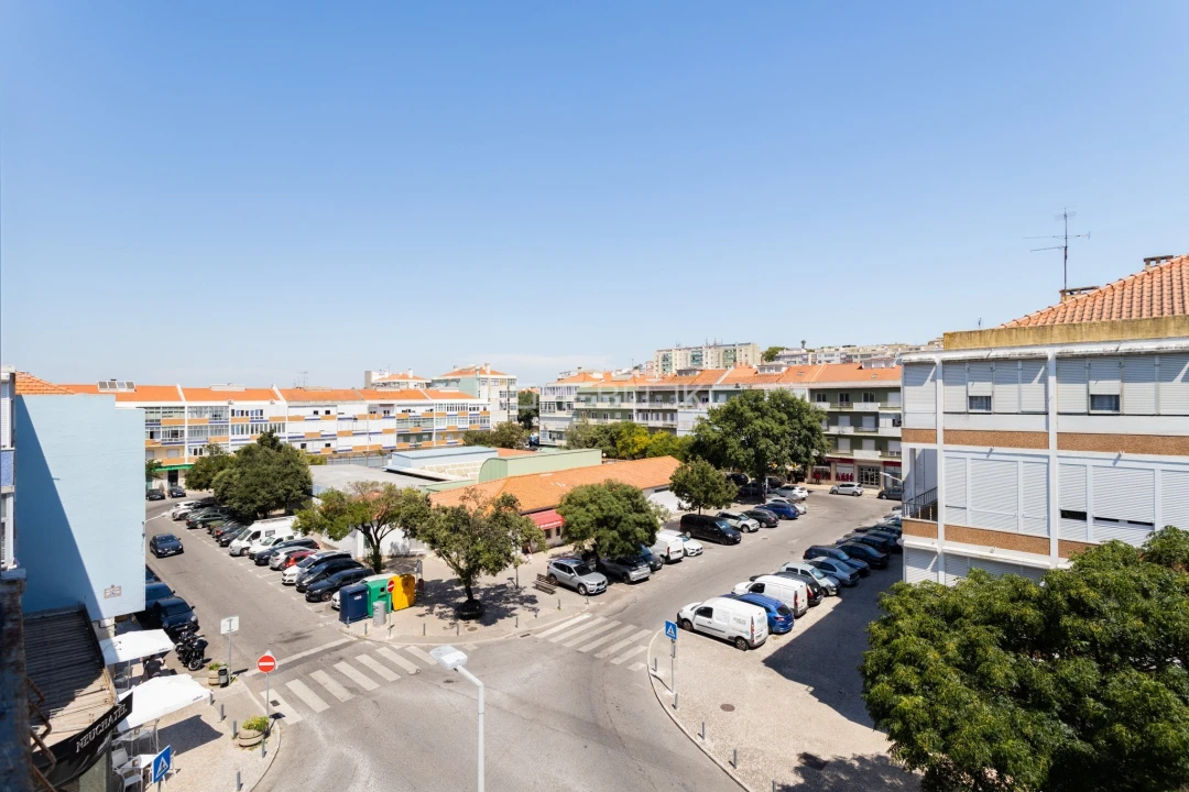 Apartamento T2 para Venda em Águas Livres Foto 11